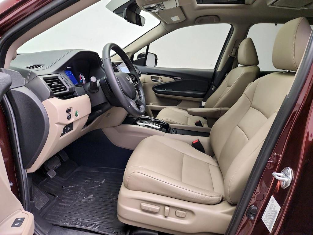 used 2021 Honda Pilot car, priced at $31,998