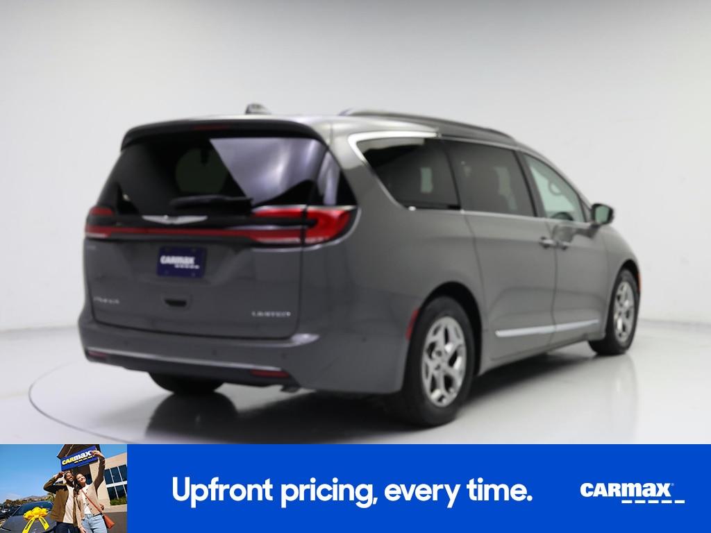 used 2022 Chrysler Pacifica car, priced at $24,998