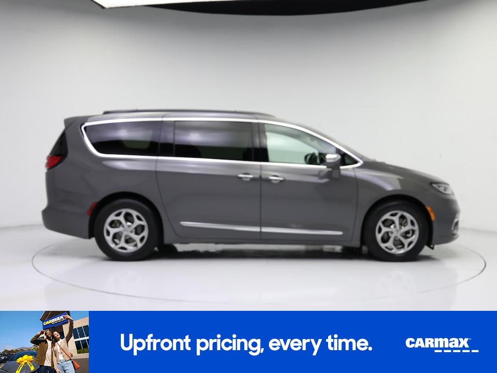 used 2022 Chrysler Pacifica car, priced at $24,998