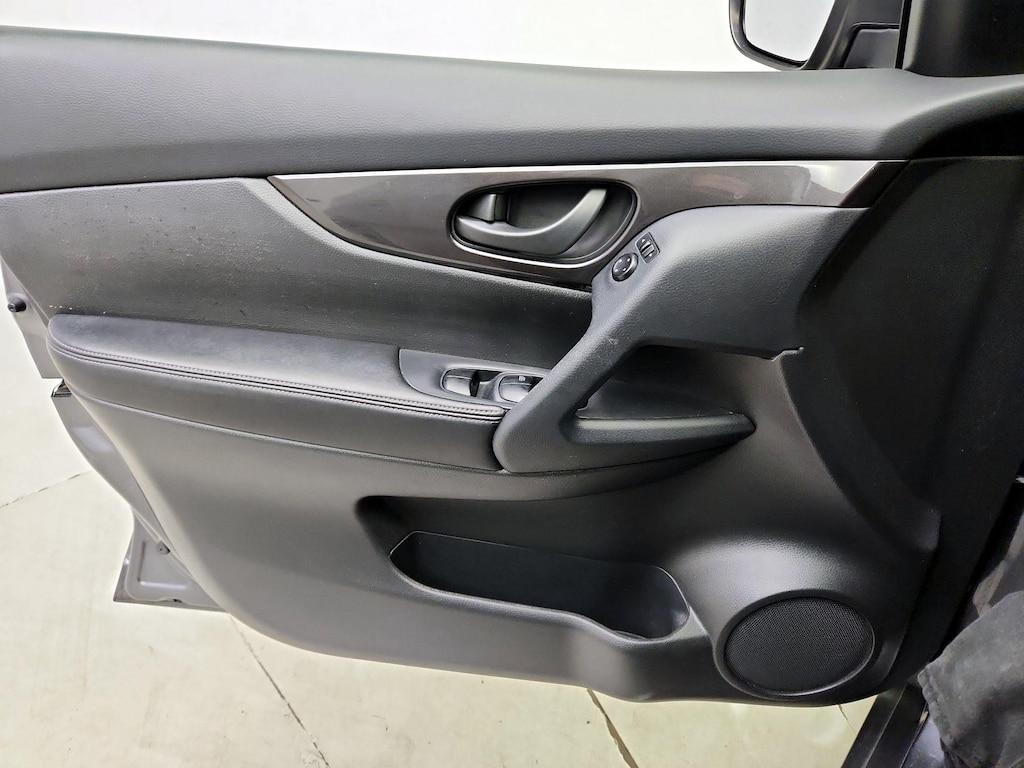 used 2019 Nissan Rogue car, priced at $15,998