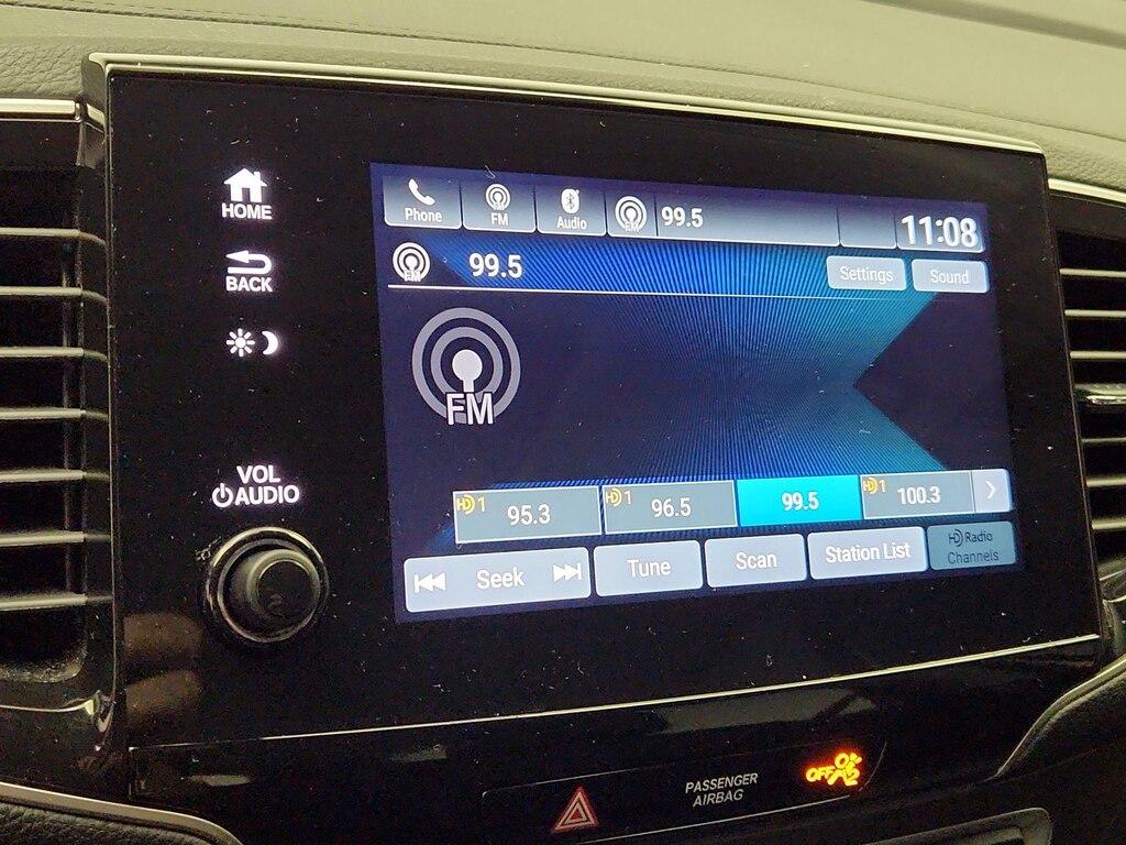 used 2021 Honda Pilot car, priced at $27,998