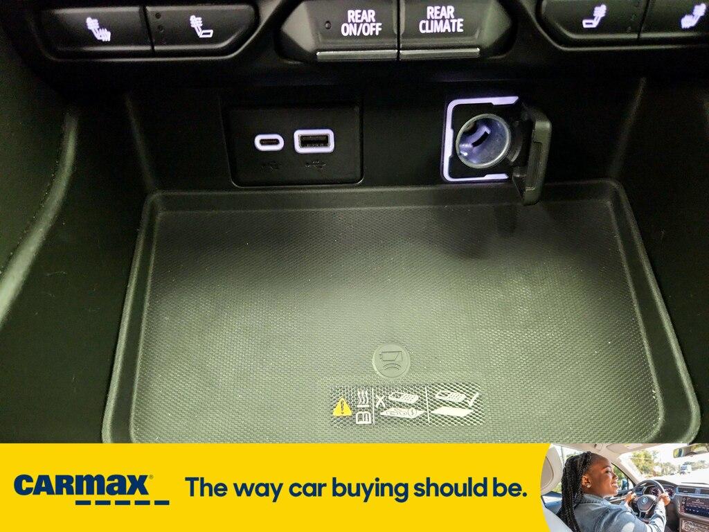 used 2021 Chevrolet Suburban car, priced at $40,998