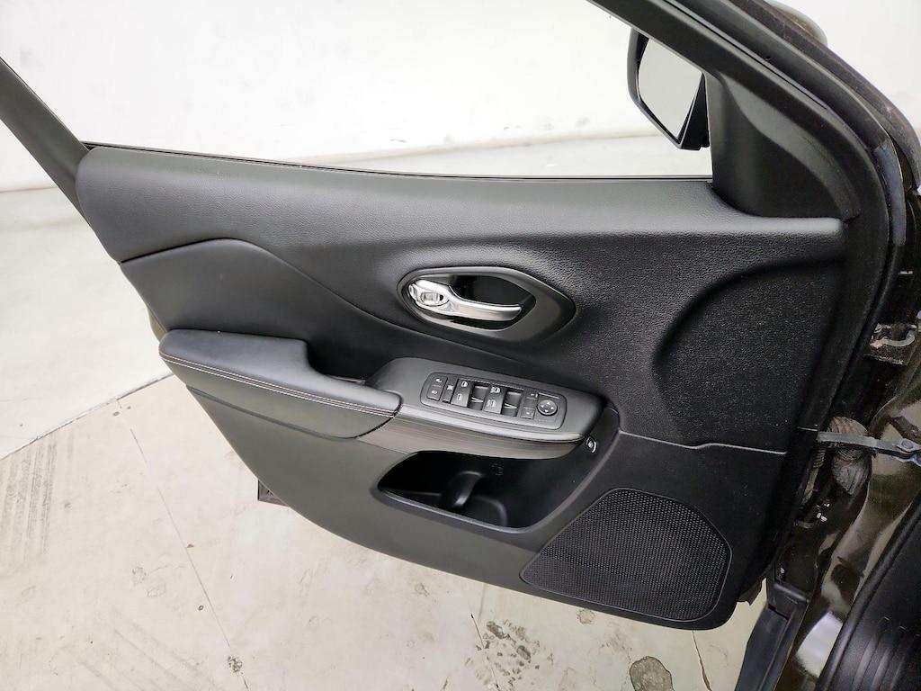 used 2017 Jeep Cherokee car, priced at $14,998