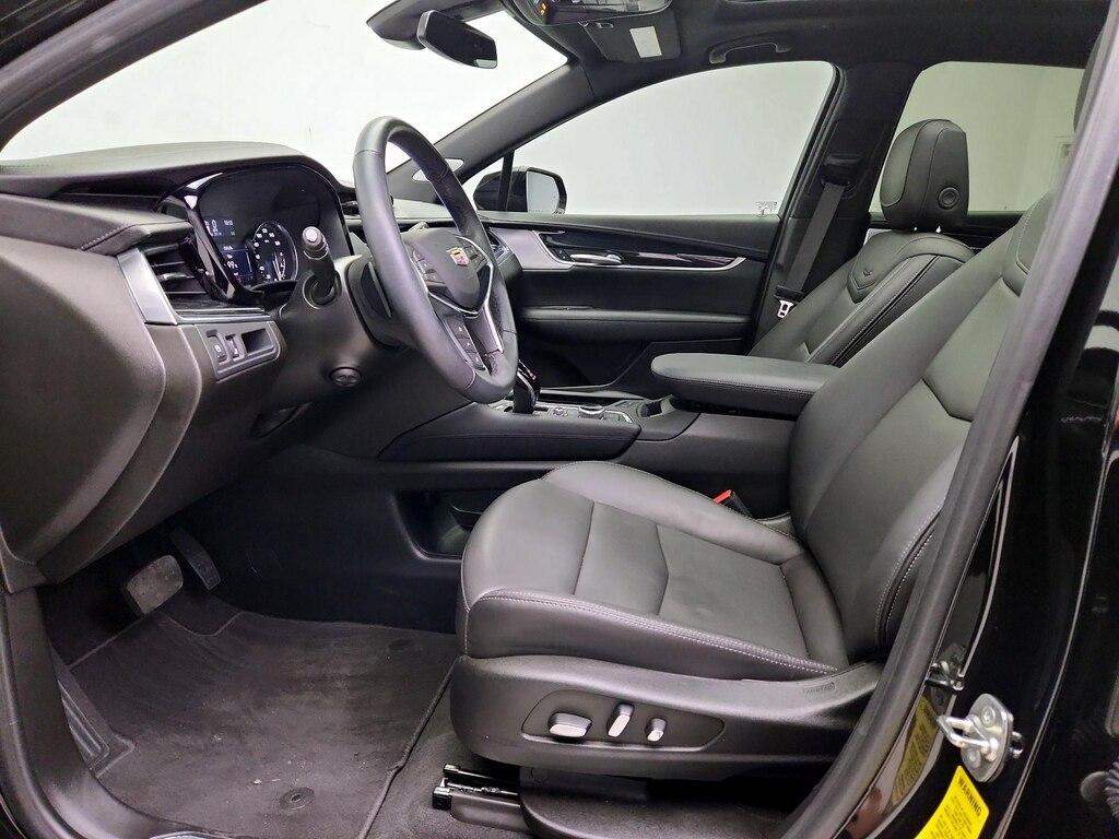used 2024 Cadillac XT5 car, priced at $44,998