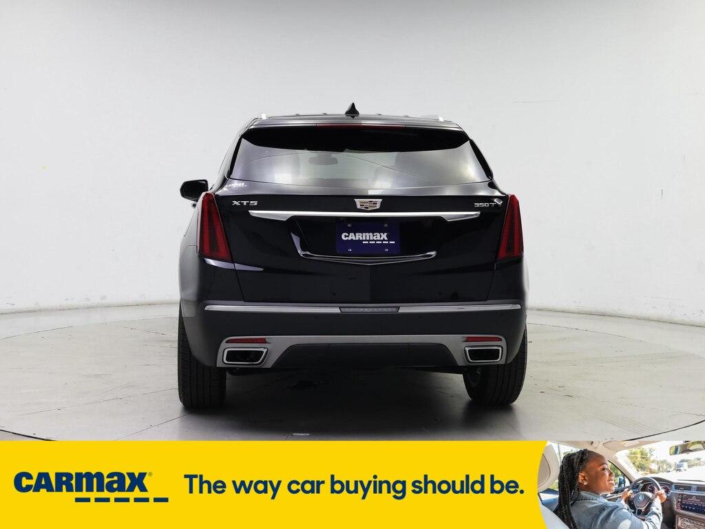 used 2024 Cadillac XT5 car, priced at $44,998