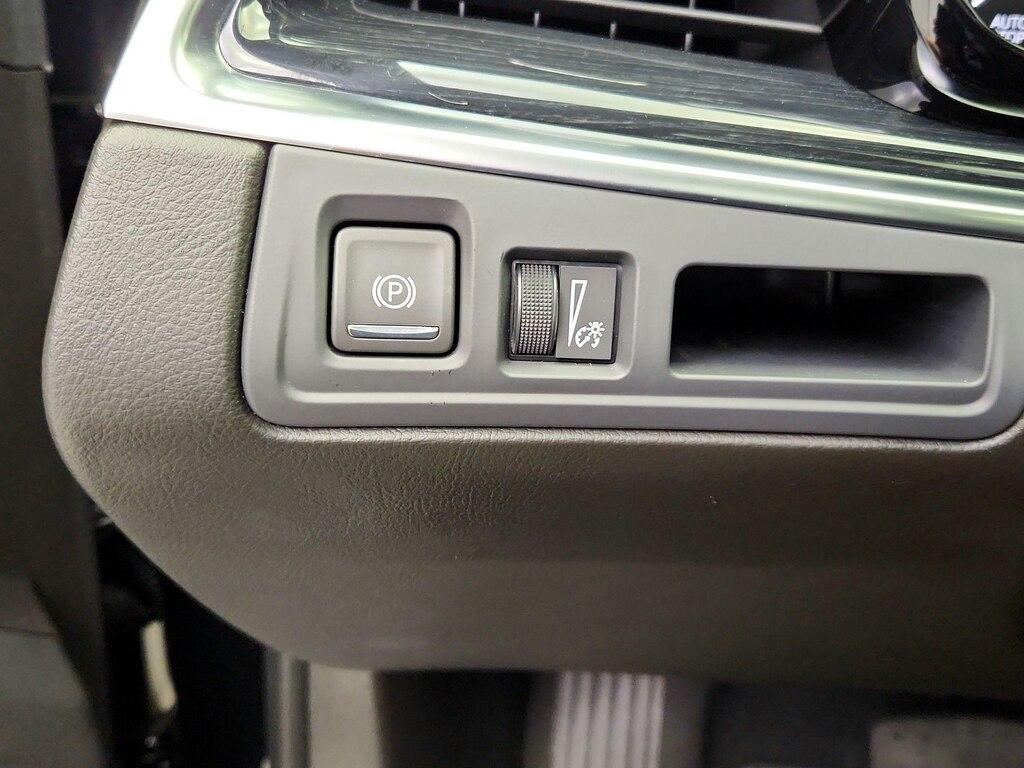 used 2024 Cadillac XT5 car, priced at $44,998