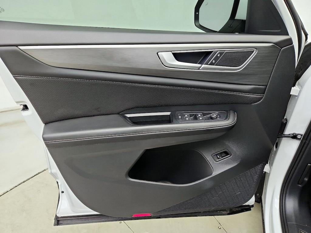 used 2024 Volkswagen Atlas Cross Sport car, priced at $32,998