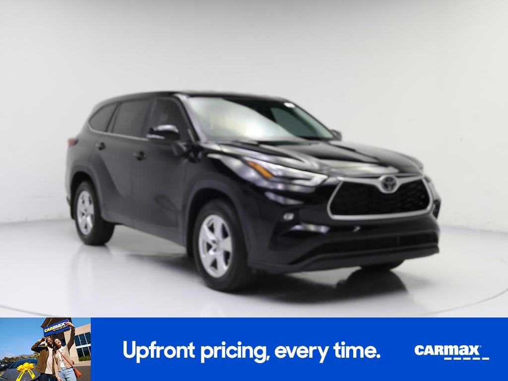 used 2024 Toyota Highlander car, priced at $35,998