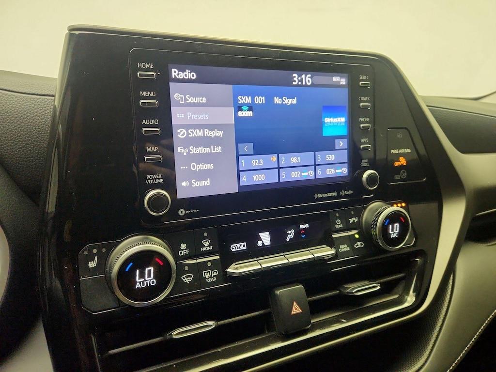 used 2021 Toyota Highlander car, priced at $30,998
