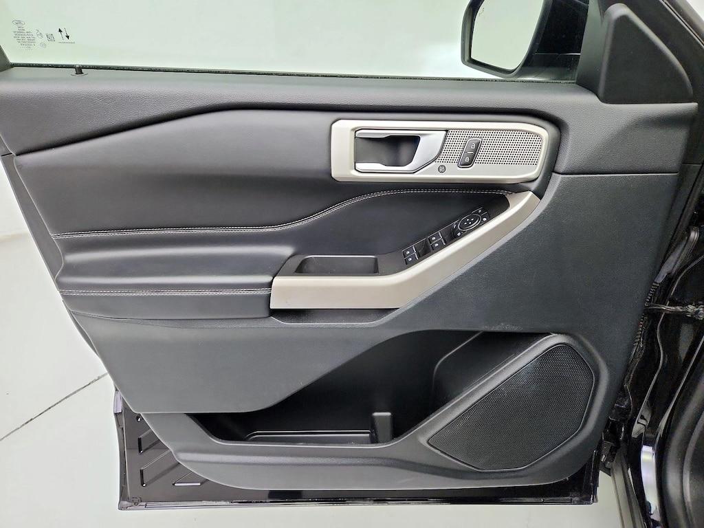 used 2023 Ford Explorer car, priced at $29,998