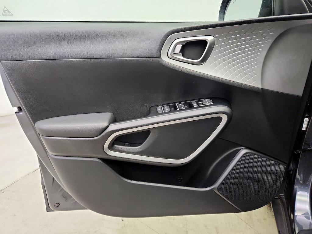 used 2024 Kia Soul car, priced at $18,998