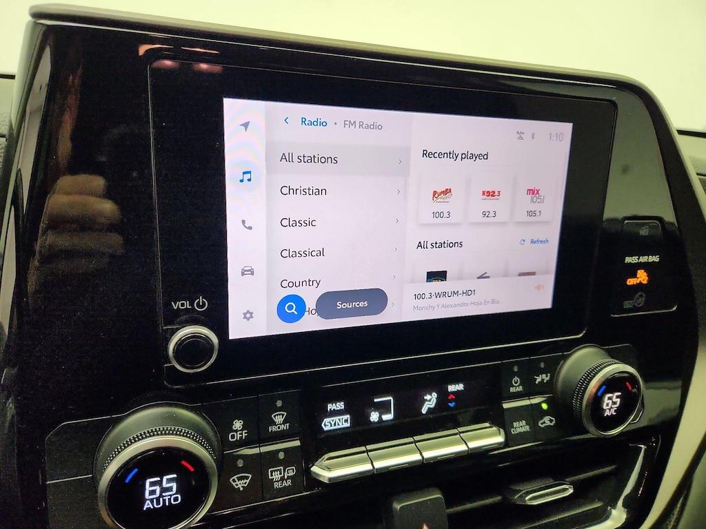 used 2023 Toyota Highlander car, priced at $28,998