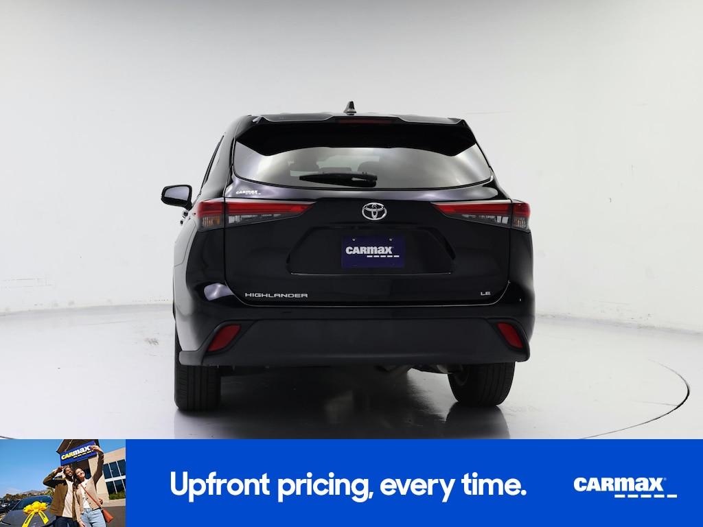 used 2023 Toyota Highlander car, priced at $28,998