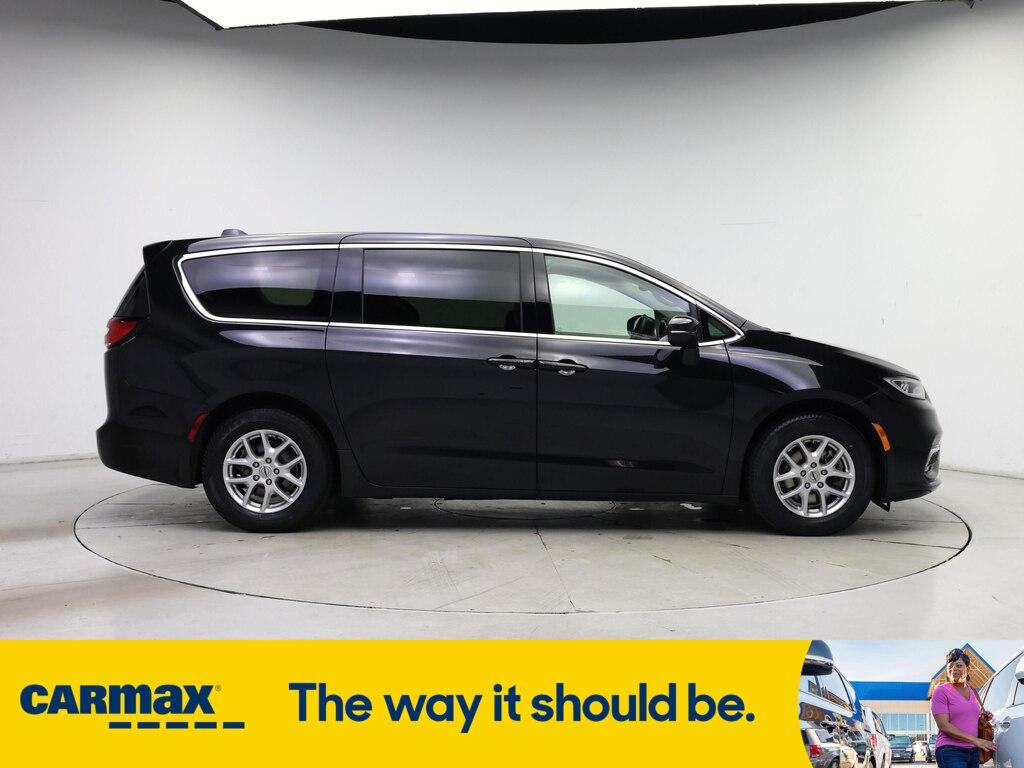 used 2023 Chrysler Pacifica car, priced at $26,998
