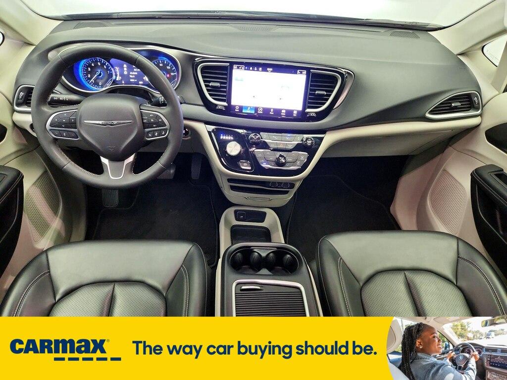 used 2023 Chrysler Pacifica car, priced at $26,998