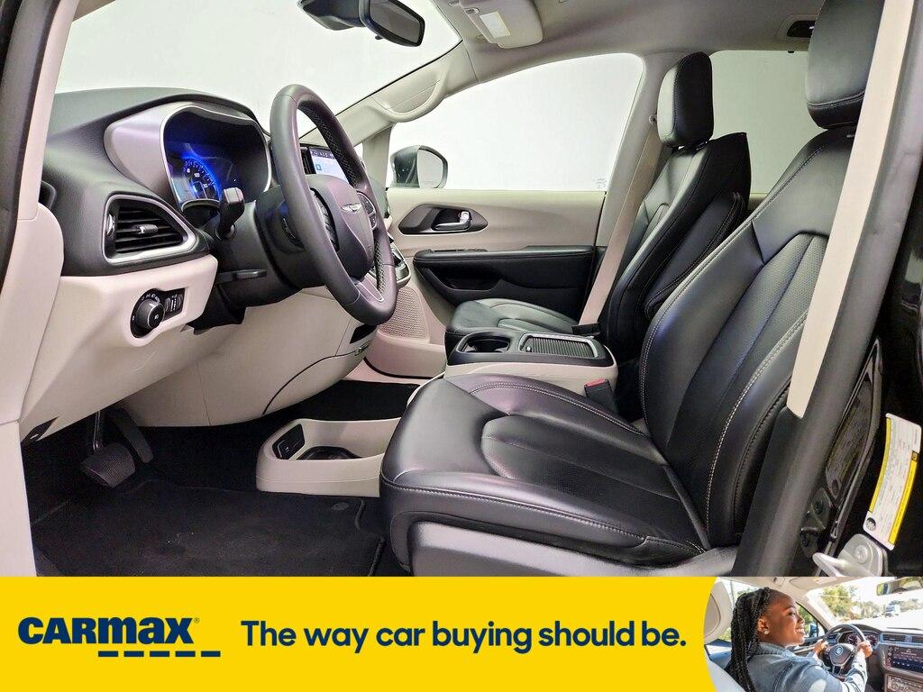 used 2023 Chrysler Pacifica car, priced at $26,998