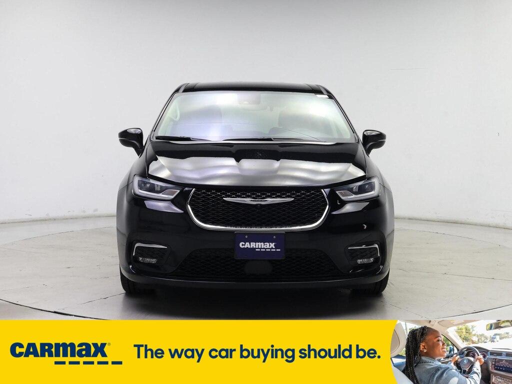used 2023 Chrysler Pacifica car, priced at $26,998
