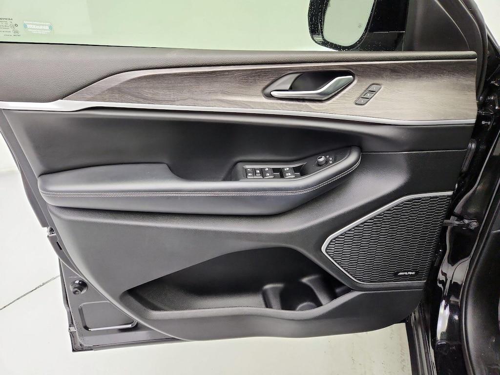 used 2021 Jeep Grand Cherokee L car, priced at $34,998