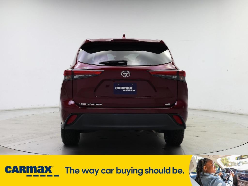 used 2021 Toyota Highlander car, priced at $33,998