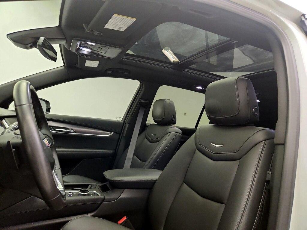 used 2023 Cadillac XT6 car, priced at $36,998