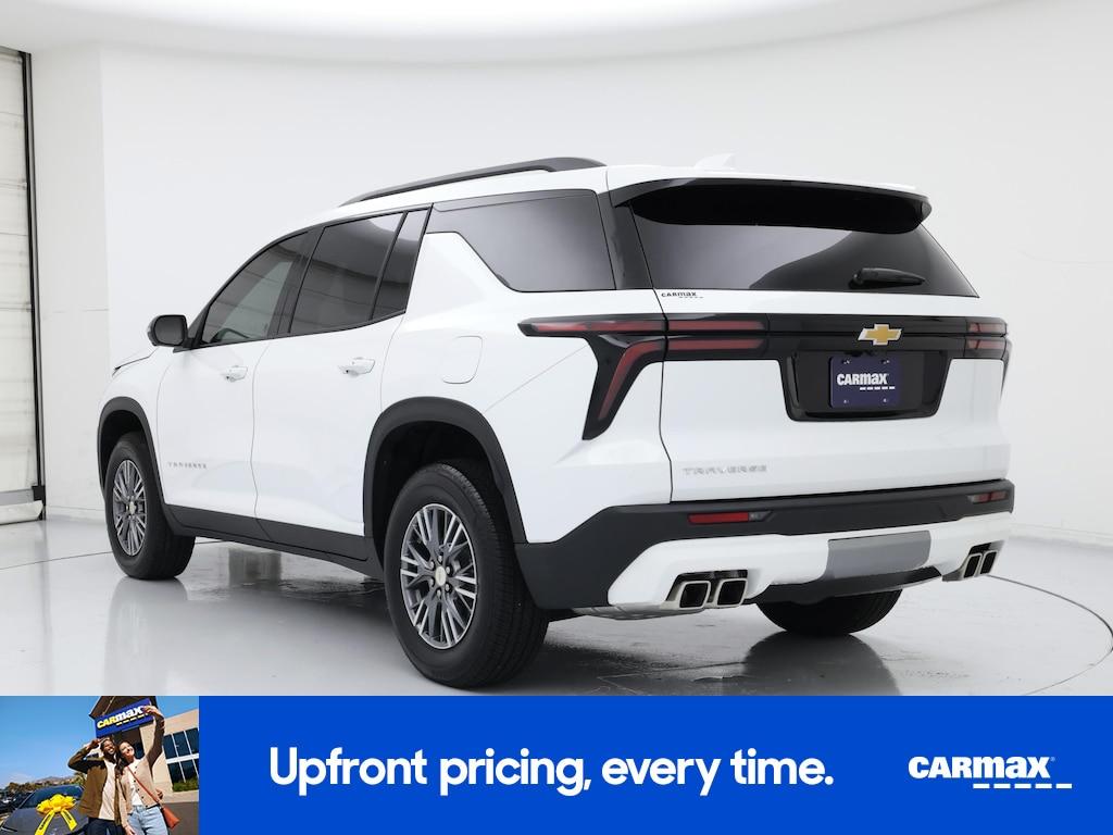 used 2025 Chevrolet Traverse car, priced at $41,998