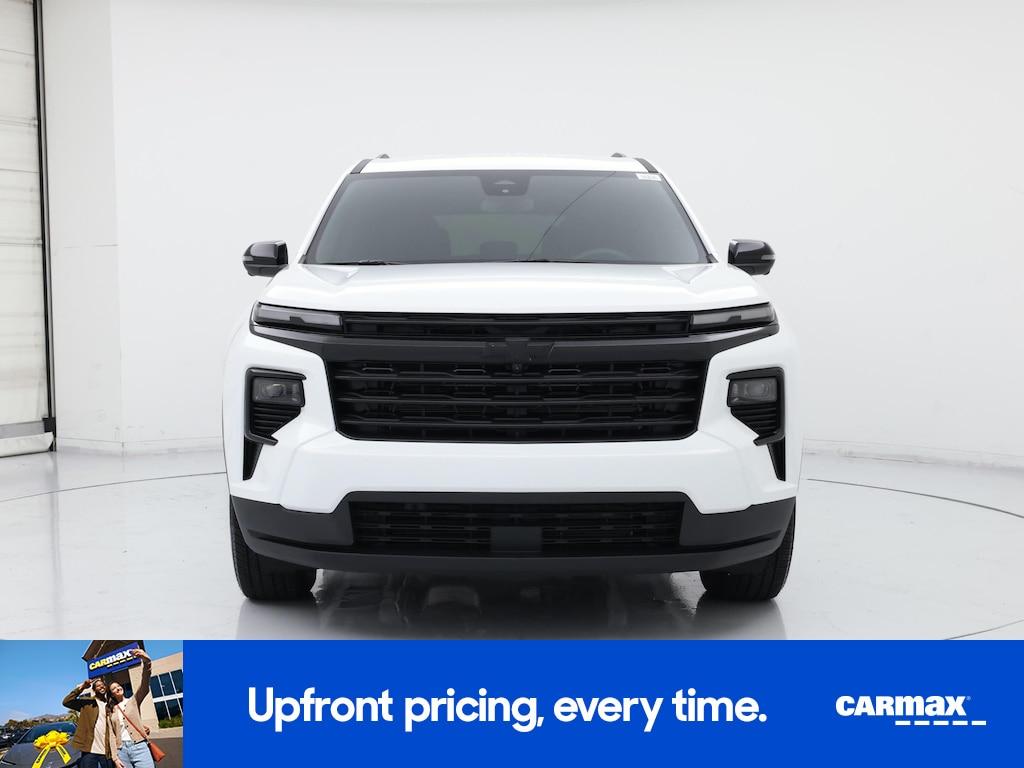 used 2025 Chevrolet Traverse car, priced at $41,998