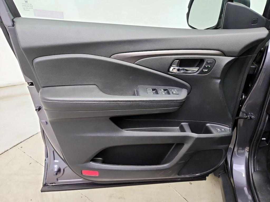 used 2021 Honda Passport car, priced at $27,998
