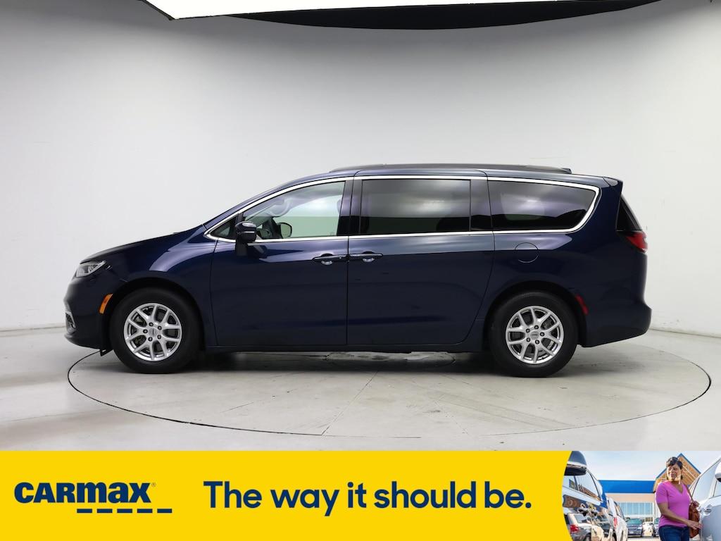 used 2022 Chrysler Pacifica car, priced at $31,998