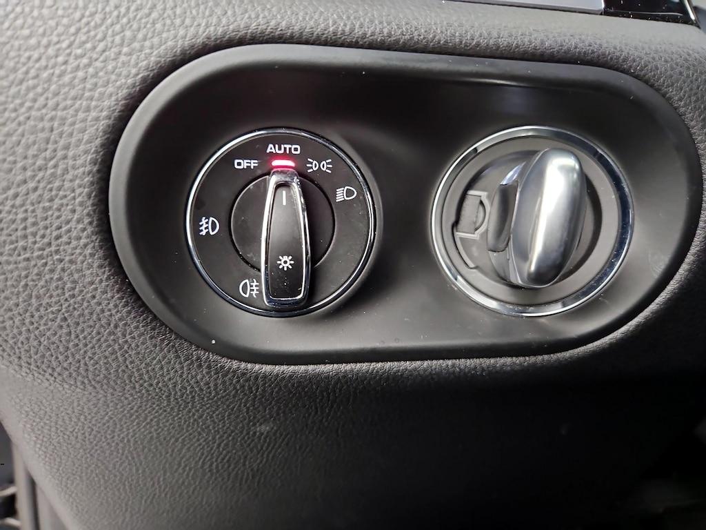 used 2018 Porsche Macan car, priced at $29,998