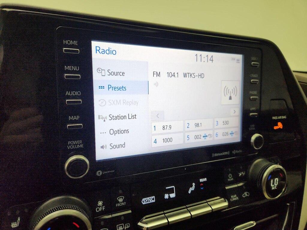 used 2021 Toyota Highlander car, priced at $34,998