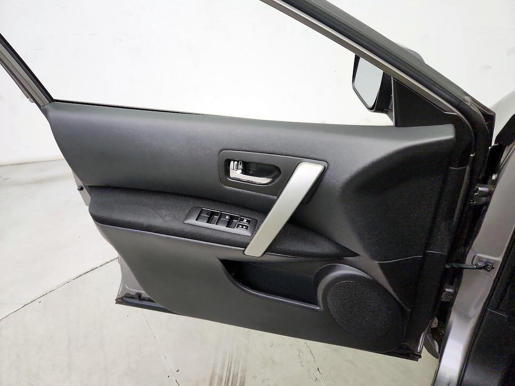 used 2015 Nissan Rogue Select car, priced at $12,998