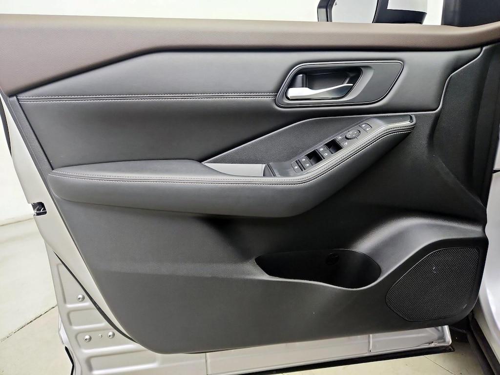 used 2022 Nissan Rogue car, priced at $24,998