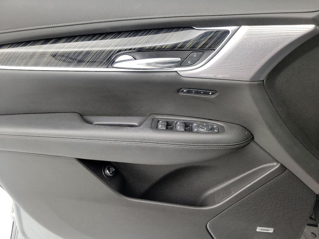 used 2023 Cadillac XT6 car, priced at $35,998