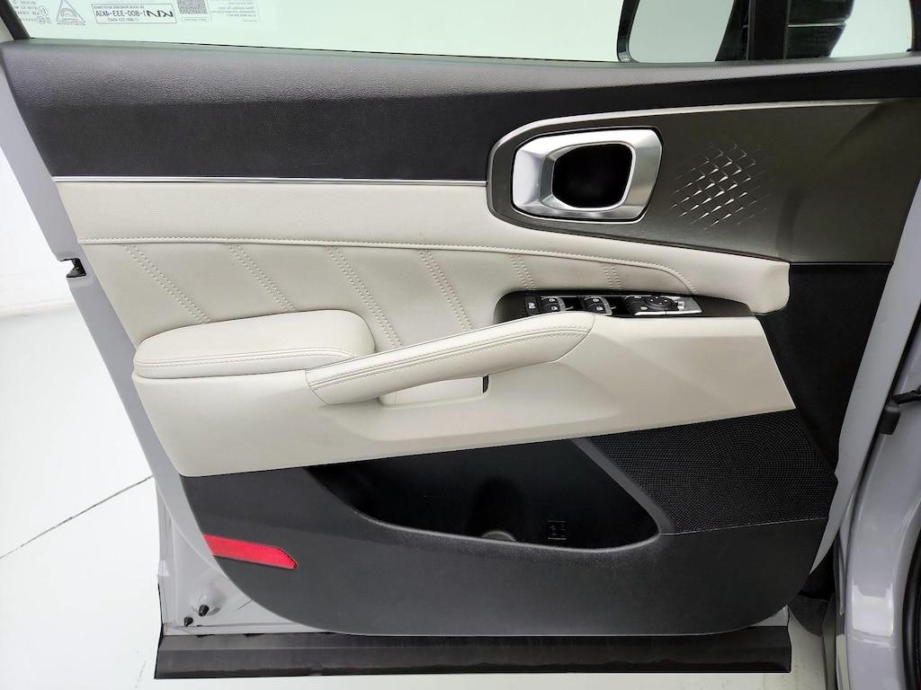 used 2022 Kia Sorento car, priced at $27,998