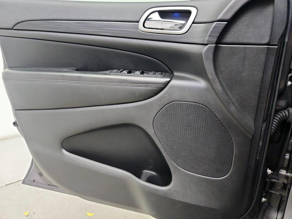 used 2021 Jeep Grand Cherokee car, priced at $28,998