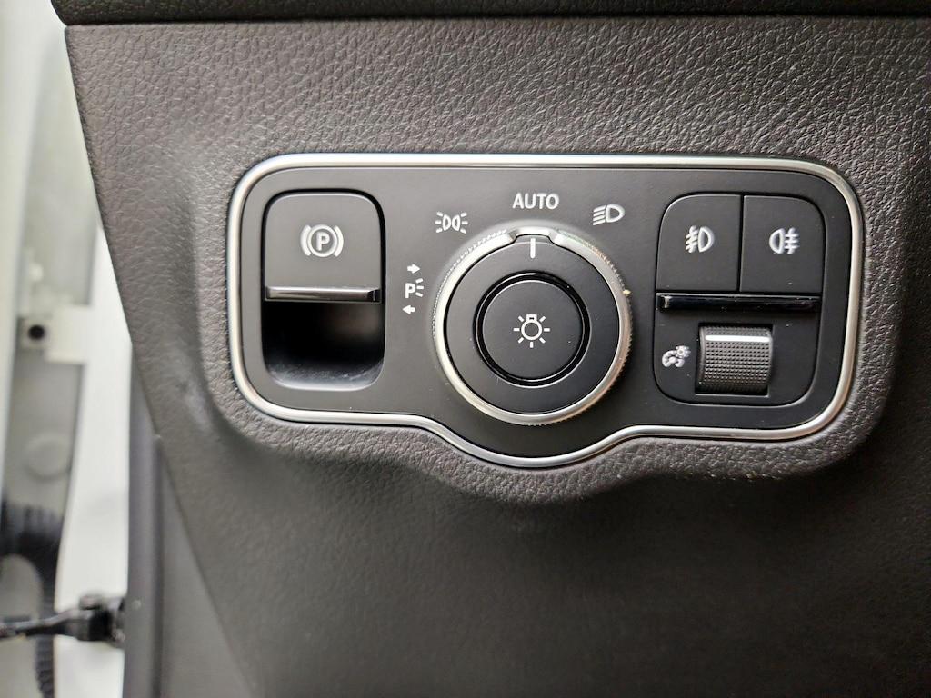 used 2022 Mercedes-Benz GLB 250 car, priced at $30,998