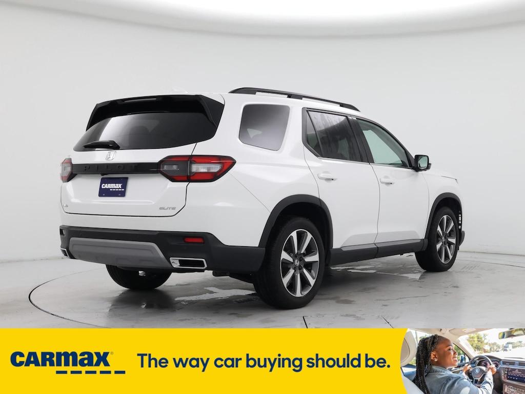 used 2024 Honda Pilot car, priced at $48,998