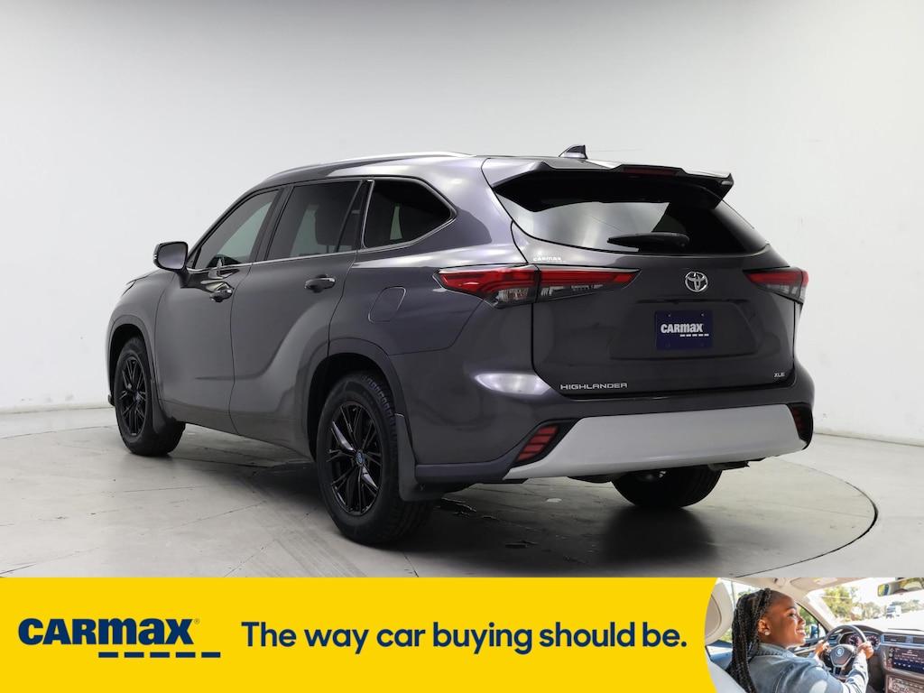 used 2021 Toyota Highlander car, priced at $30,998