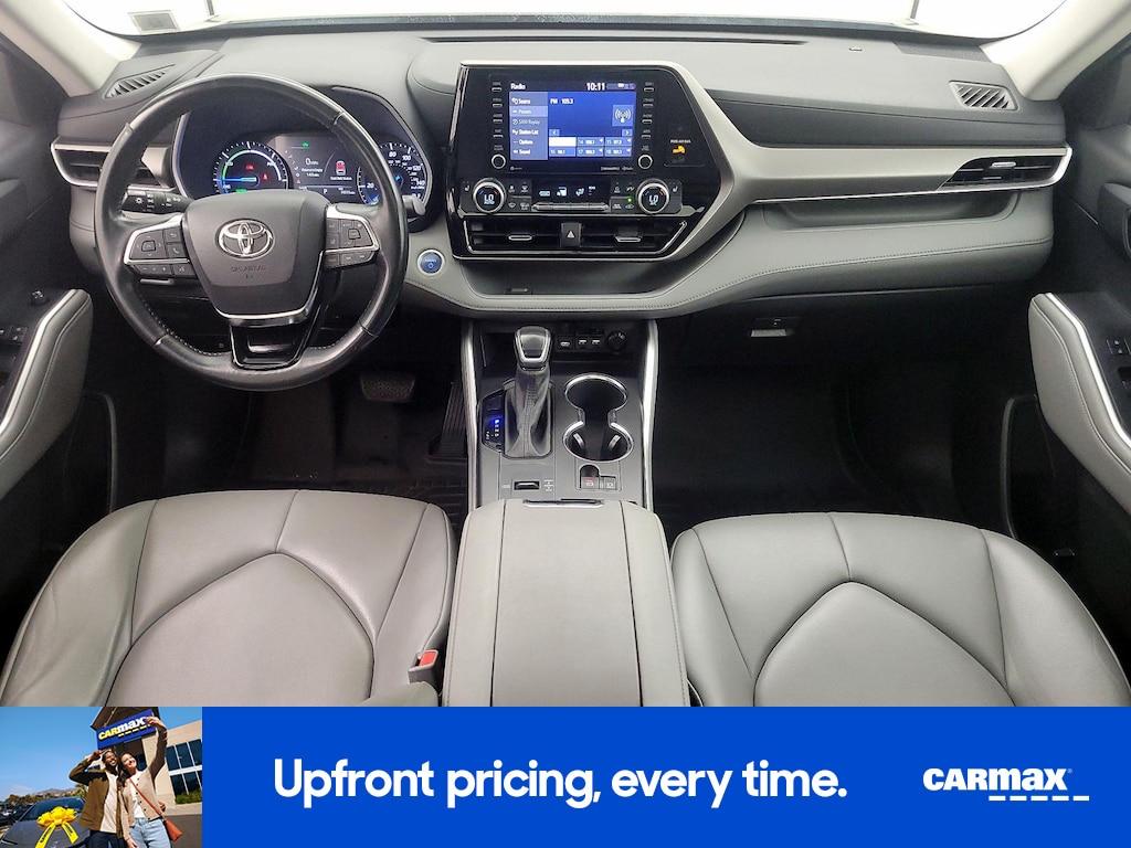 used 2021 Toyota Highlander Hybrid car, priced at $29,998