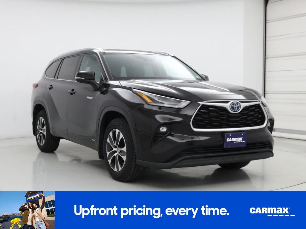used 2021 Toyota Highlander Hybrid car, priced at $29,998
