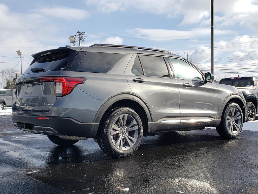 new 2025 Ford Explorer car, priced at $48,205