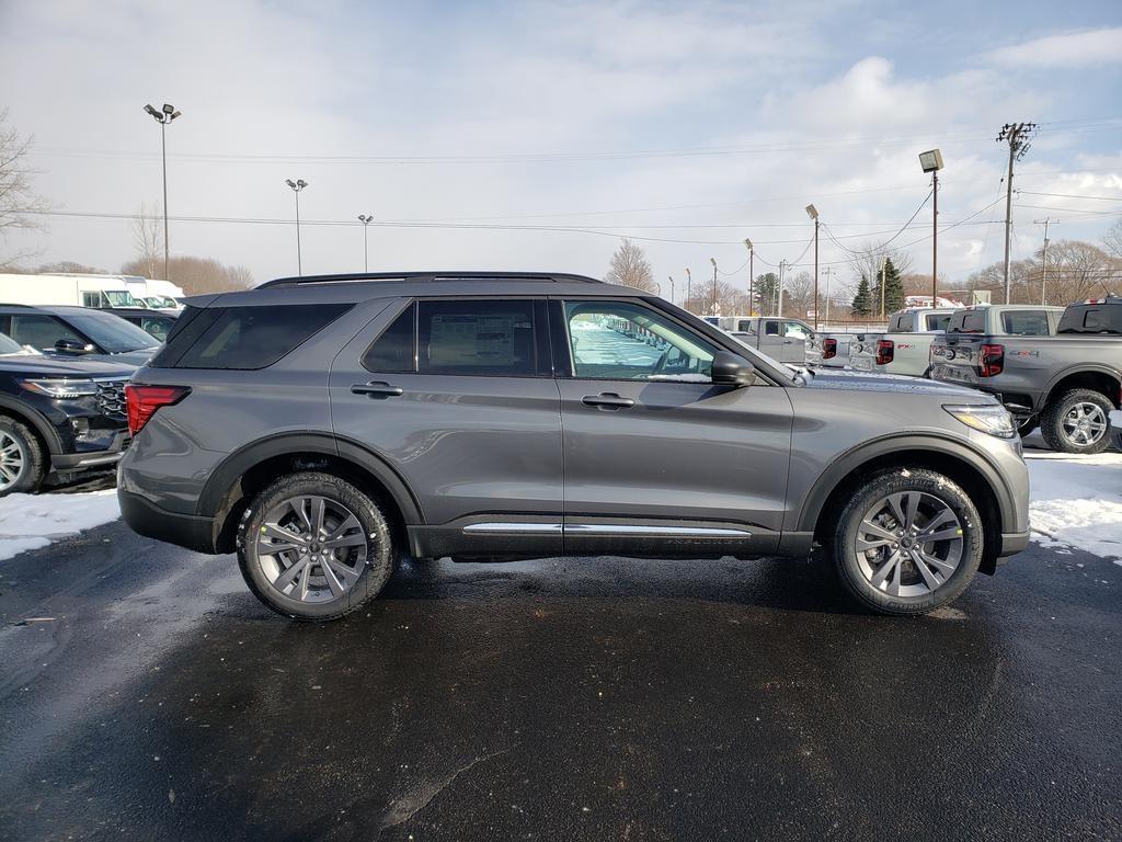 new 2025 Ford Explorer car, priced at $48,205