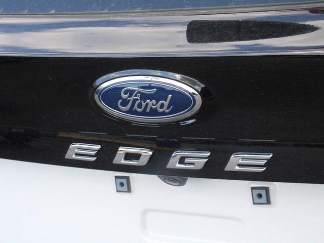 new 2024 Ford Edge car, priced at $45,885