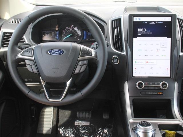 new 2024 Ford Edge car, priced at $45,885