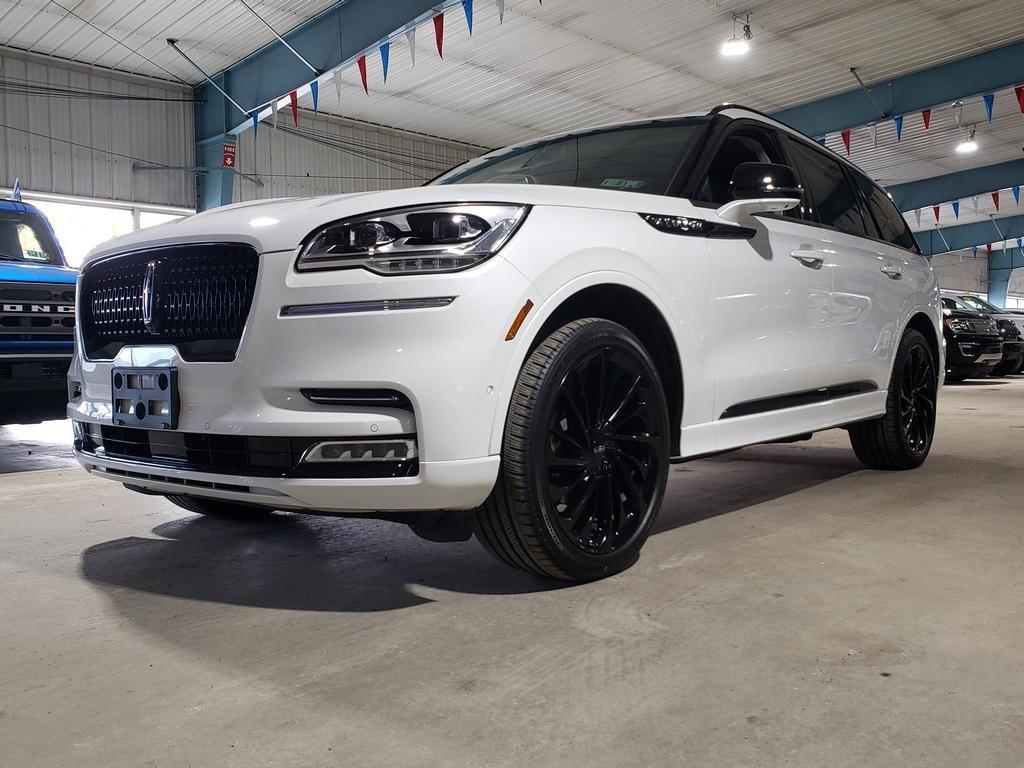 used 2024 Lincoln Aviator car, priced at $65,999