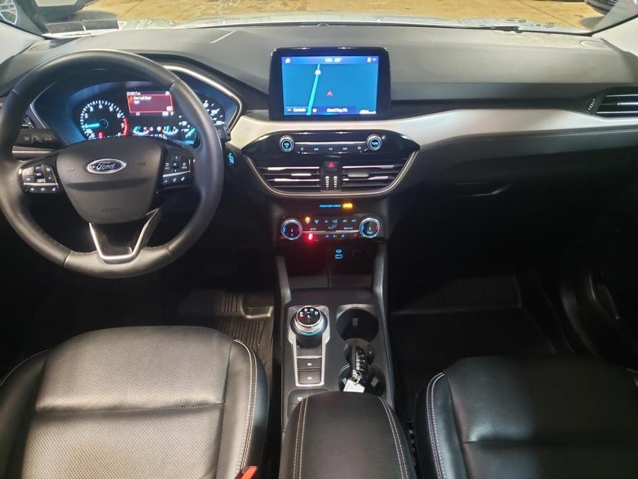 used 2022 Ford Escape car, priced at $25,999