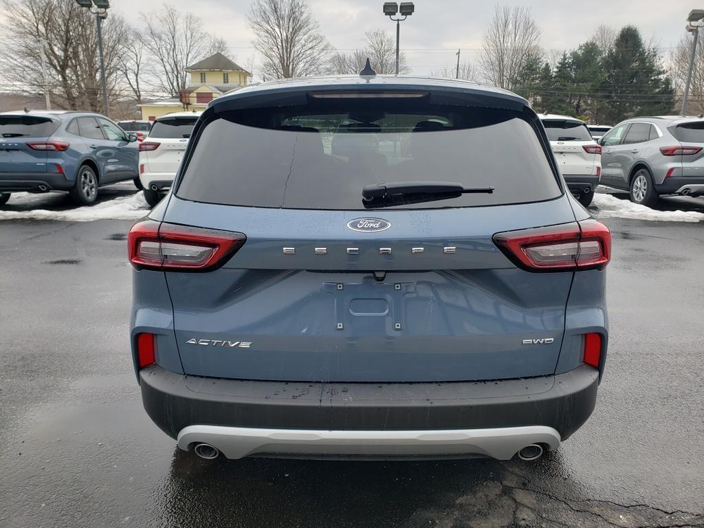 new 2025 Ford Escape car, priced at $32,695