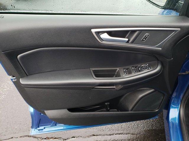 used 2024 Ford Edge car, priced at $32,999