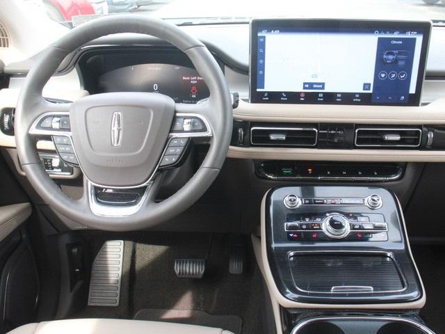 used 2022 Lincoln Nautilus car, priced at $39,999