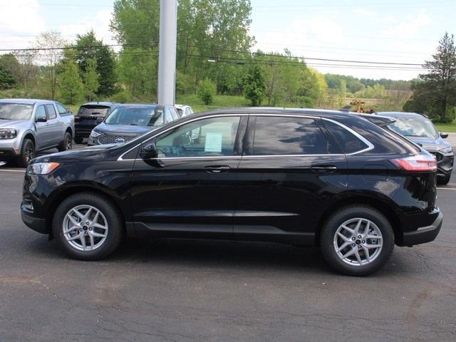 new 2024 Ford Edge car, priced at $44,305